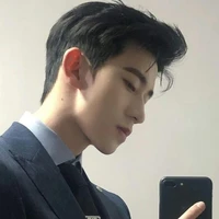 พายุ┆พระเอก