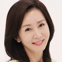 Mayang Smith (mami Anggie)