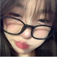 จอเจีย(ตอนใส่แว่น)