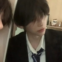 อากิ//เพื่อน//น.อ