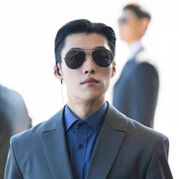 Jess(มือซ้ายพ.อ)