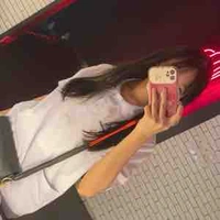 ผู้แต่ง