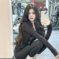 โยกิ(พี่สาวนายเอก)💜🐷