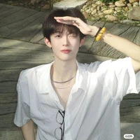 เฟิร์น/เพื่อนนอ.