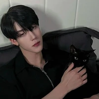 ภาคิน(ป๊า พ.อ)💢