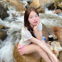 ปุยฝ้าย(เพื่อนสนิทแอม)
