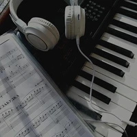 {Música 🎼~}