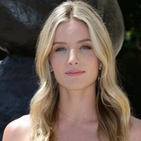 Sofia Miller