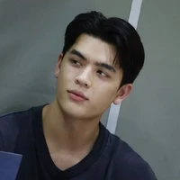 วาเลน {พอ.}