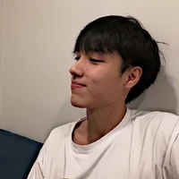 เลโอ {รุ่นน้องทีม}