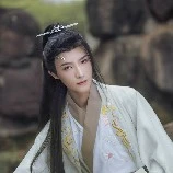 จิน หลิง อี้