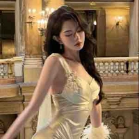 ควีน{น.ร.นิยาย}