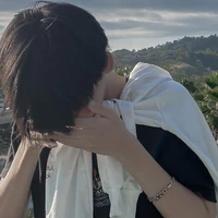 
จอม(เพื่อนเนม)