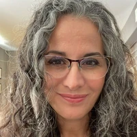 Lúcia Carla C. Gomes