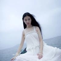 นิรา(นางเอก,คนเล็ก)