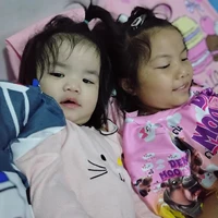ผมรักน้องทั้งสองที่สุด