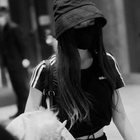 โรส(แม่​ พอ.)