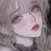 Tiara Roux