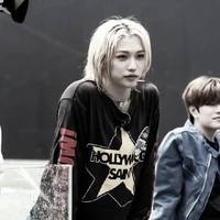 ꨄ︎Lee Felix☀︎︎
