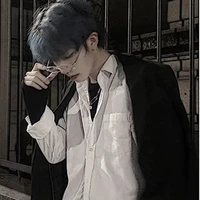 เมฆ (พ่อของแฝดทั้งสองคน)