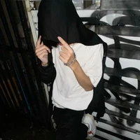 จัส(เพื่อน พ.อ.)