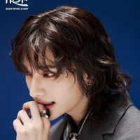 🍵 — Hwang Hyunjin
