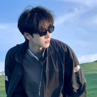 บาส(พี่ชายเบล)