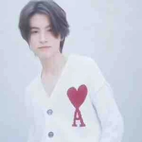 เนม(แม่ของยูริ)