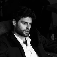 Klaus Desmond-Ml