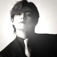 Kim Taehyung/(Rare dominate omega)