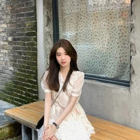 อารี(แม่บ้าน)