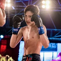 เฮีย"ย