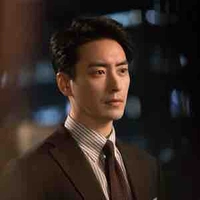 เดชา:พ่อของอลิน