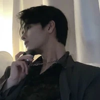 อินทิรา [พระเอก]