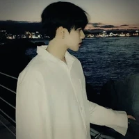 ซัน[เพื่อนพระเอก]⚡