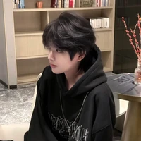 จัสติน[เพื่อนนายเอก]♡