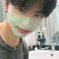 เบนซ์(น้องชายคิน+แฟนจีด้า)