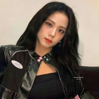 Jisoo *alfa dominante*