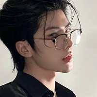 เจมส์[พระเอก]