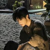 ลอย(พ.พ.อ.💫)