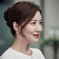 สุณิสา(แม่พระเอก)