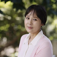 บัว(แม่บ้าน)