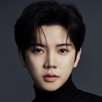 Kenzie Zevallo [pa Kanzian]