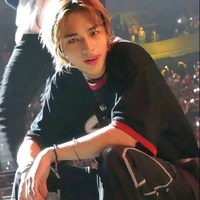 *+:｡.｡HWANG　  HYUNJIN｡.｡:+*