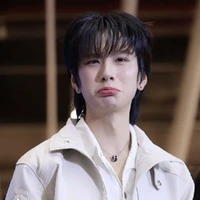 ยูอาเกะ.