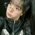 Vivian Charlotte (kakak ke 2)