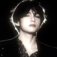 Kim taehyung ( Dominant alpha)