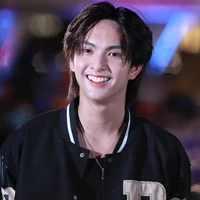 เหม่ยฮวา(น้องเล็ก)เพื่อน นอ.