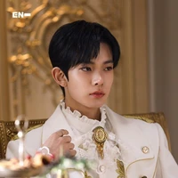 Lee heeseung