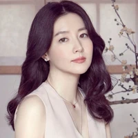 ลดา | 47y (แม่นางเอก)